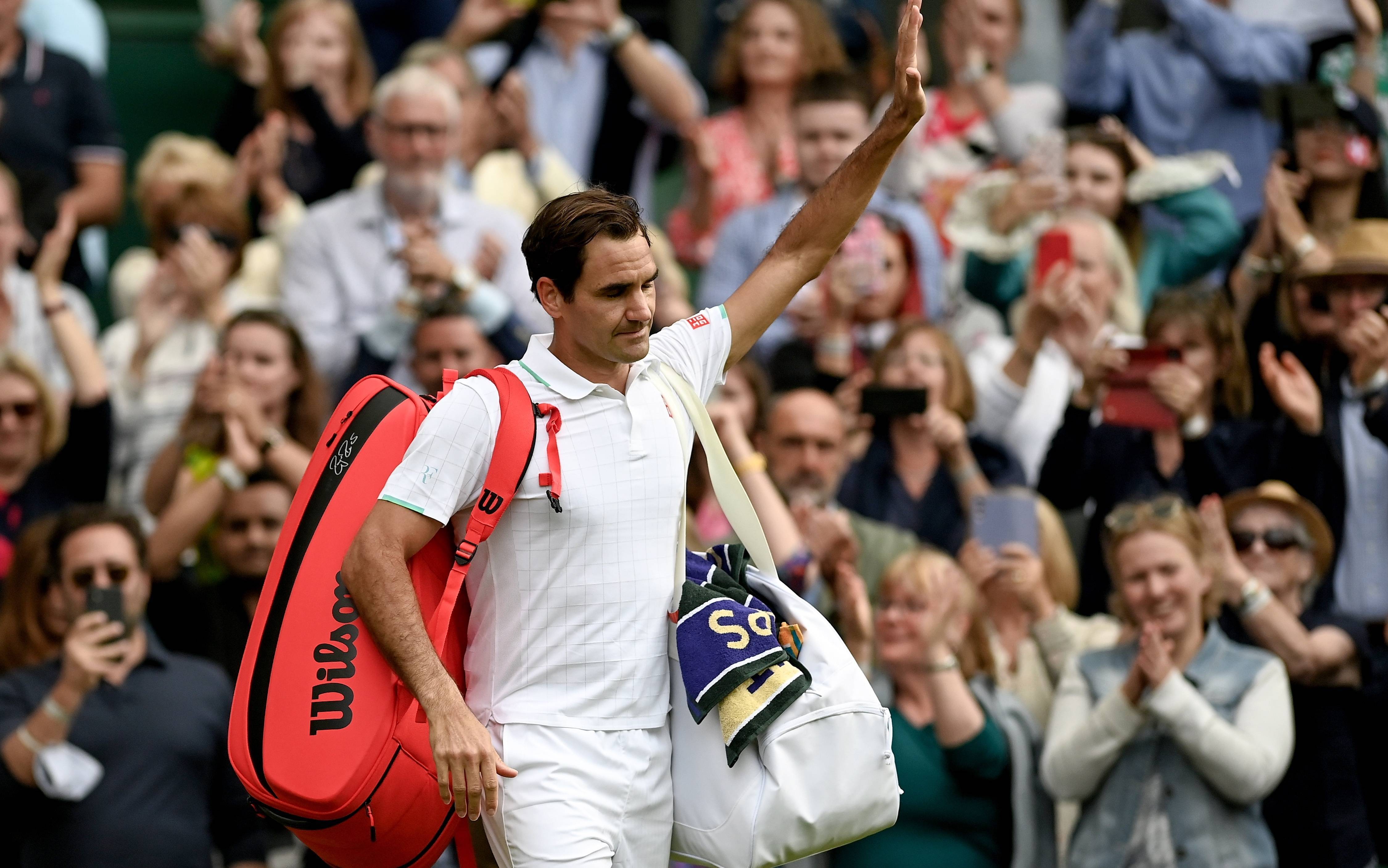 Federer retires (highlights of Federer's retirement battle commentary)